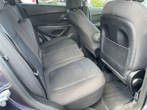 Used 2019 Chevrolet Trax LS w/ Tint and Cruise Package image 22
