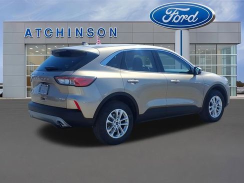 Used 2021 Ford Escape SE w/ Cold Weather Package AWD/4WD image 5