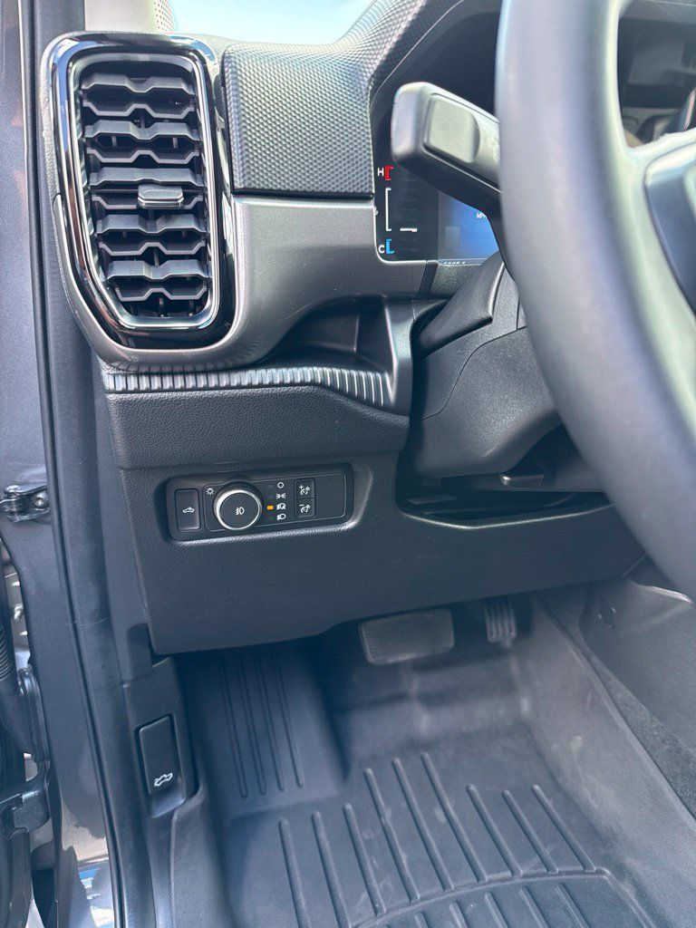 Used 2024 Ford Ranger XLT w/ Technology Package AWD/4WD image 25