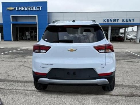 Certified 2025 Chevrolet TrailBlazer LT w/ LT Cold Weather Package FWD image 6
