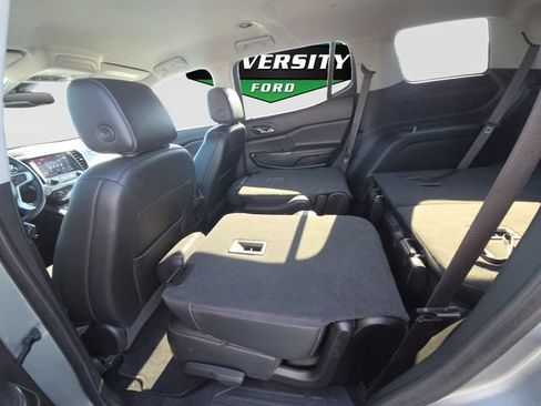 Used 2023 GMC Acadia SLT AWD/4WD image 33