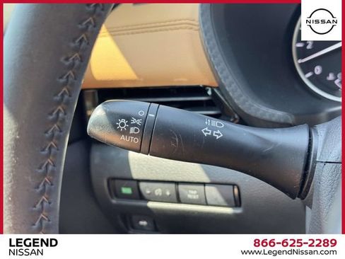 Used 2023 Nissan Sentra SV w/ SV Premium Package FWD image 20