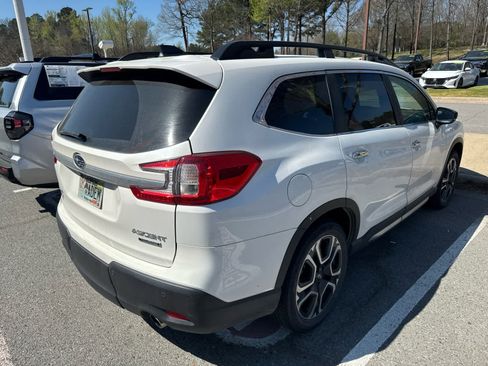 Used 2024 Subaru Ascent Touring image 4