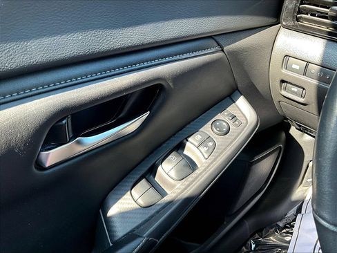 Used 2024 Nissan Sentra SV w/ All-Weather Package FWD image 18