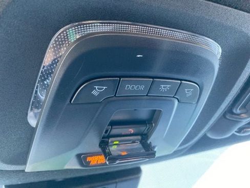 Certified 2023 Toyota Corolla SE w/ Carpet Mat Package (TMS) FWD image 39