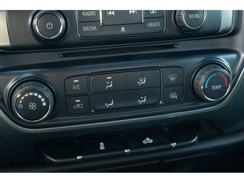 Used 2019 Chevrolet Silverado 1500 LT AWD/4WD image 27