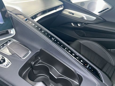 Used 2024 Chevrolet Corvette Z06 image 31