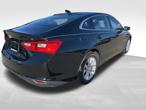 Used 2023 Chevrolet Malibu LT FWD image 12
