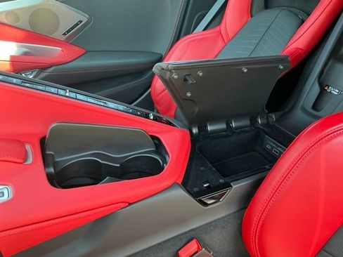 Used 2022 Chevrolet Corvette Stingray Preferred Cpe w/ Z51 Performance Package RWD image 34