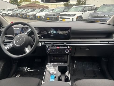 New 2026 Hyundai Tucson SEL image 11