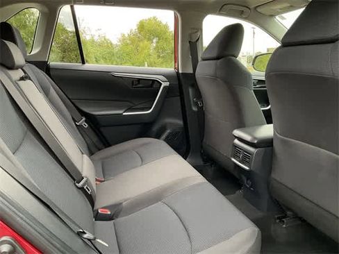 Used 2025 Toyota RAV4 LE image 16