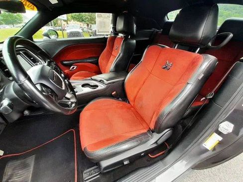 Used 2020 Dodge Challenger R/T Scat Pack w/ Plus Package RWD image 35
