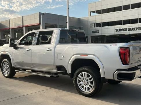 Used 2023 GMC Sierra 2500 SLT w/ SLT Premium Package AWD/4WD image 22