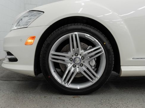 Used 2013 Mercedes-Benz S 550 4MATIC image 34