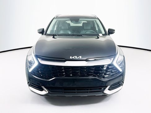 Used 2023 Kia Sportage EX image 2