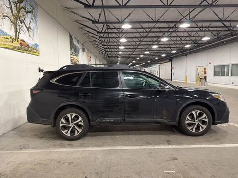 Used 2020 Subaru Outback Limited image 5