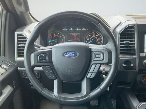 Used 2018 Ford F150 XLT w/ Equipment Group 302A Luxury RWD image 10