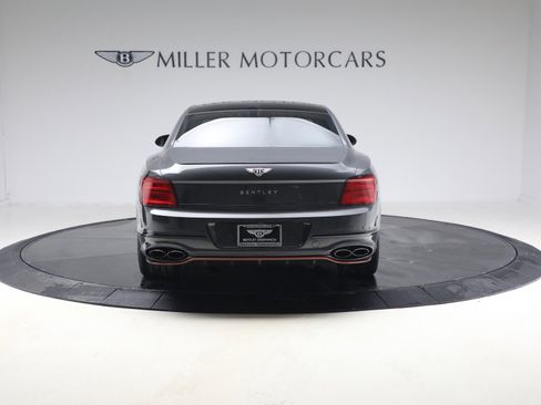 Certified 2022 Bentley Flying Spur V8 image 6