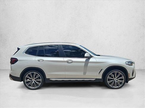 Used 2023 BMW X3 sDrive30i w/ Premium Package RWD image 4