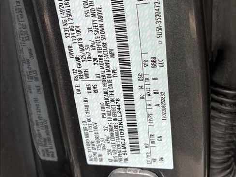 Used 2022 Lincoln Corsair AWD w/ Equipment Group 101A image 28