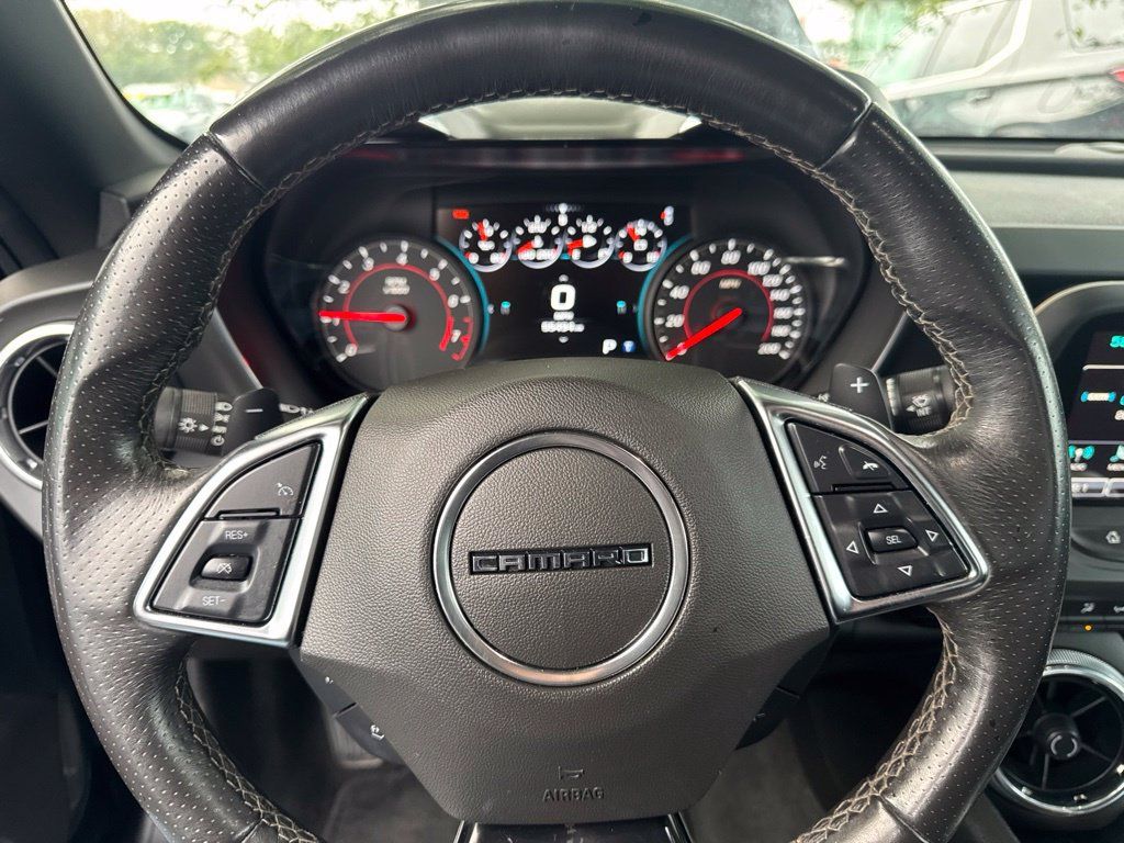 Used 2018 Chevrolet Camaro SS RWD image 6