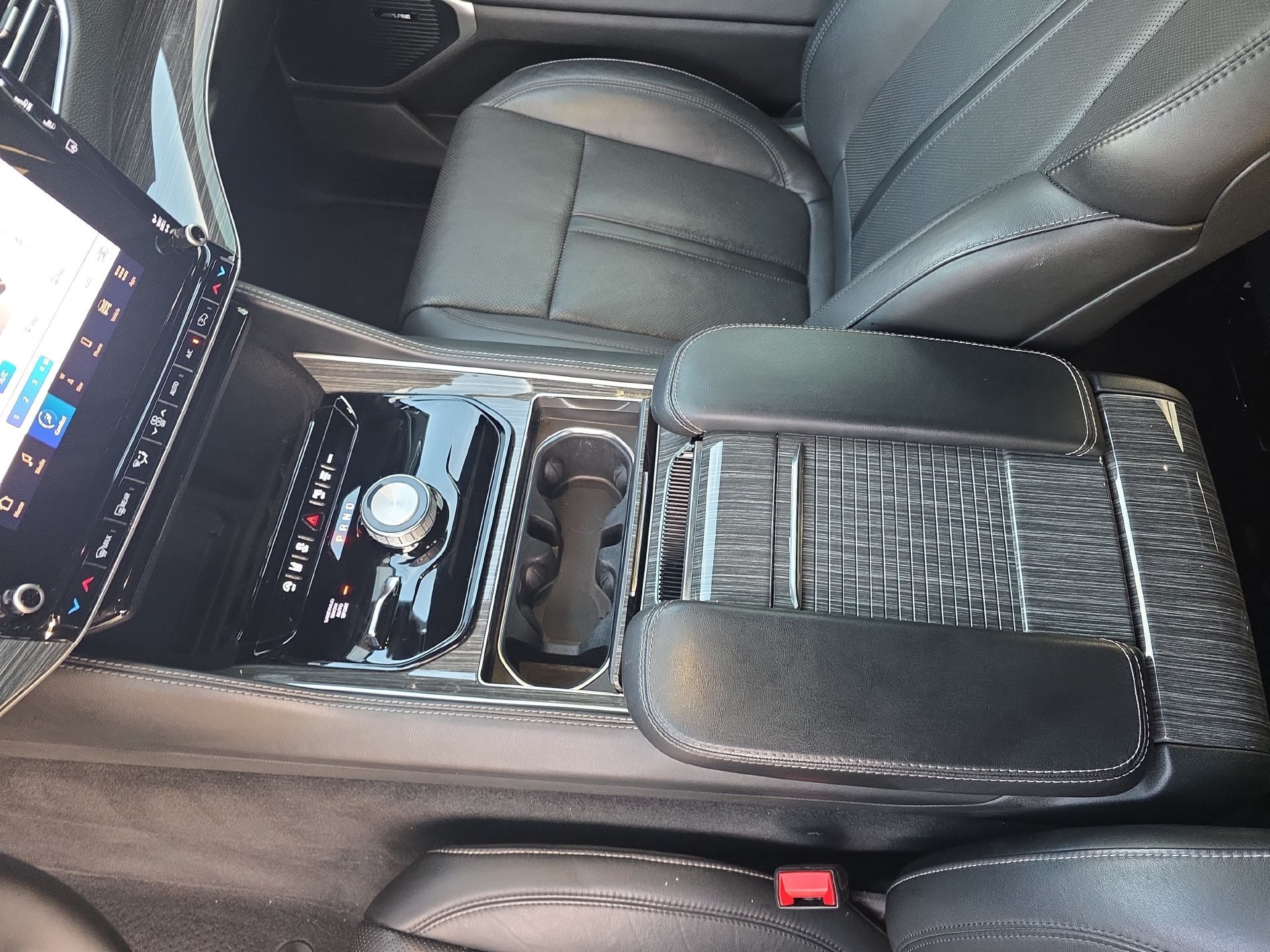 Used 2022 Jeep Wagoneer Series II AWD/4WD image 25
