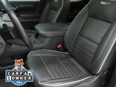 Used 2024 GMC Sierra 1500 AT4X image 10