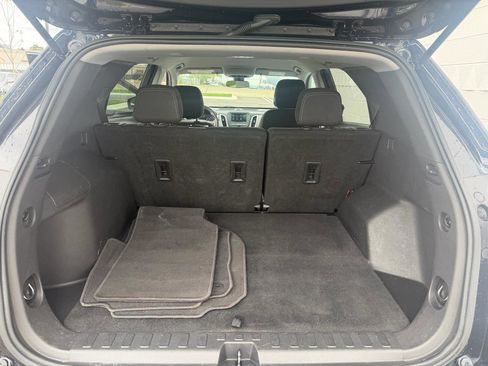 Used 2021 Chevrolet Equinox LS w/ LS Convenience Package FWD image 15