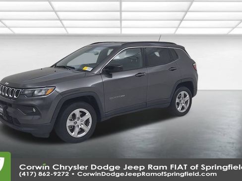 Certified 2024 Jeep Compass Latitude image 7