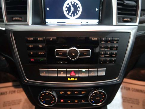 Used 2015 Mercedes-Benz GL 450 4MATIC w/ Parking Assist Package image 32