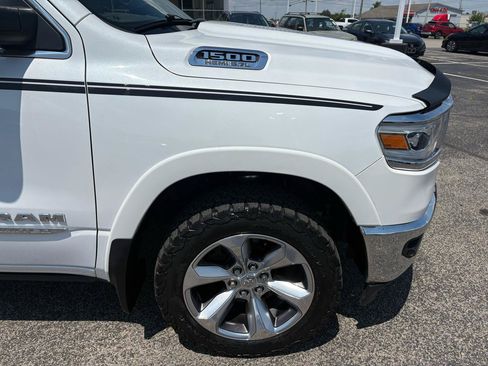 Used 2019 RAM 1500 Limited AWD/4WD image 11