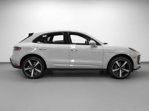 New 2026 Porsche Macan image 13