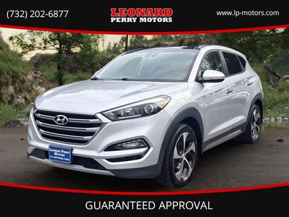 Used 2017 Hyundai Tucson Limited w/ Limited Ultimate Package 03