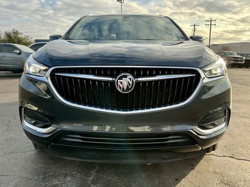 Used 2021 Buick Enclave Essence w/ Sound and Sites Package image 9