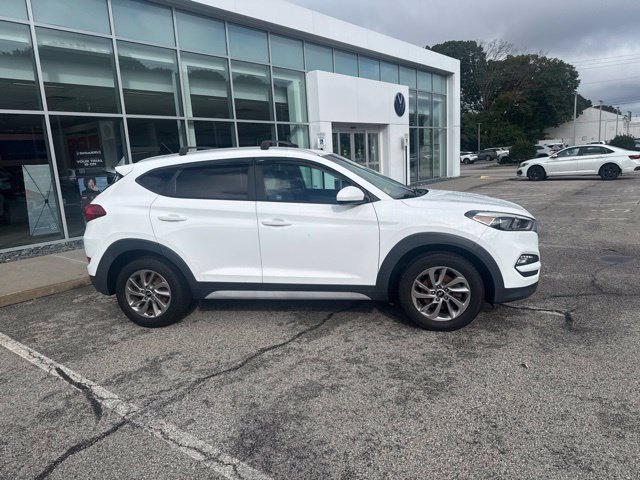 Used 2017 Hyundai Tucson SE w/ SE Popular Package 02 AWD/4WD image 2
