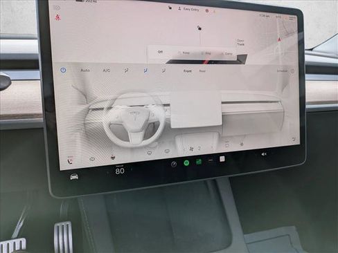 Used 2022 Tesla Model Y Performance image 15