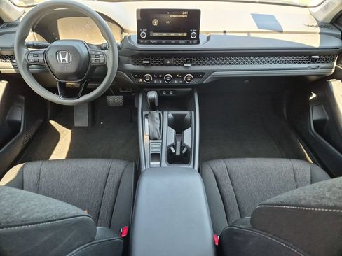 Used 2025 Honda Accord SE image 25