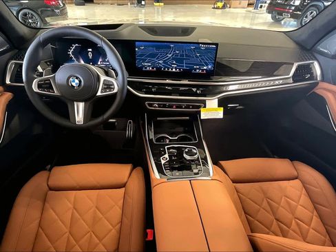 New 2026 BMW X7 xDrive40i image 5