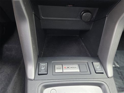 Used 2015 Subaru Forester 2.5i Limited image 21