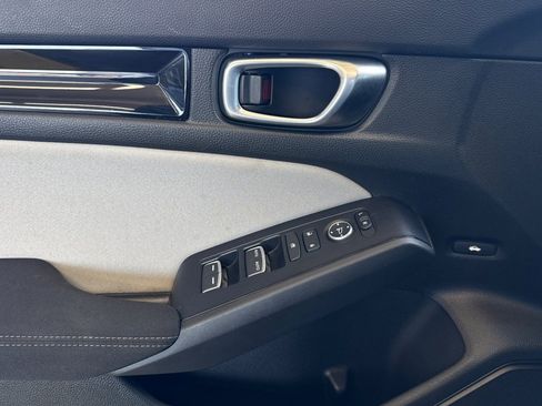 Certified 2025 Honda Civic Sport image 11