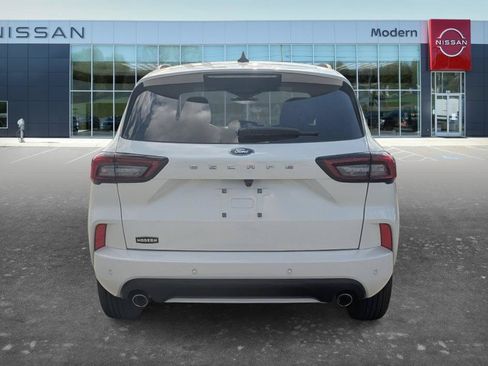 Used 2024 Ford Escape ST-Line w/ Tech Pack #1 FWD image 4
