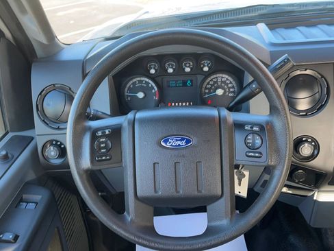 Used 2016 Ford F250 XL w/ Power Equipment Group image 29