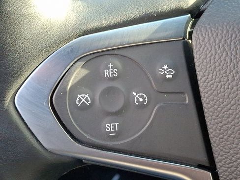 Used 2023 Chevrolet Traverse LT w/ Midnight/Sport Edition image 22