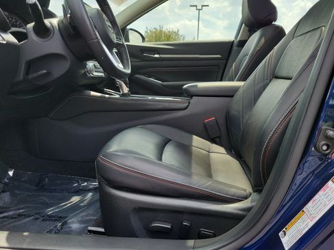Certified 2023 Nissan Altima 2.0 SR FWD image 16
