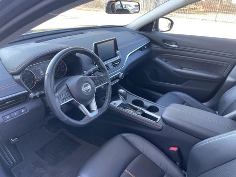 Used 2022 Nissan Altima 2.5 SR image 17