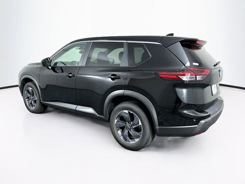 Used 2025 Nissan Rogue SV FWD image 5