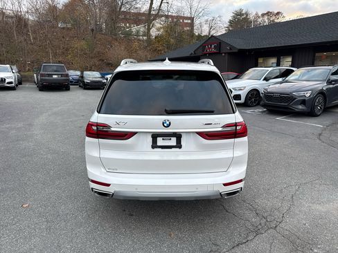 Used 2020 BMW X7 xDrive40i w/ Premium Package image 18