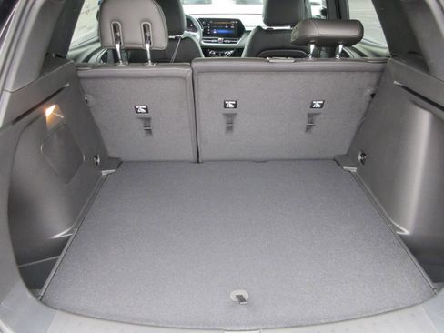 New 2026 Chevrolet TrailBlazer ACTIV w/ Convenience Package FWD image 11