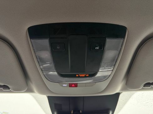 Certified 2024 Kia Sorento S image 37