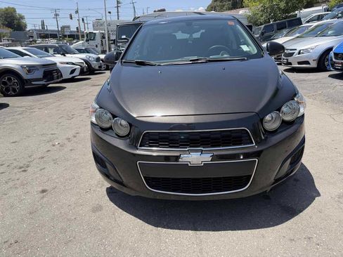 Used 2016 Chevrolet Sonic LT FWD image 2